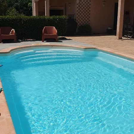 Charmante Dependance Au Centre Historique A Agde